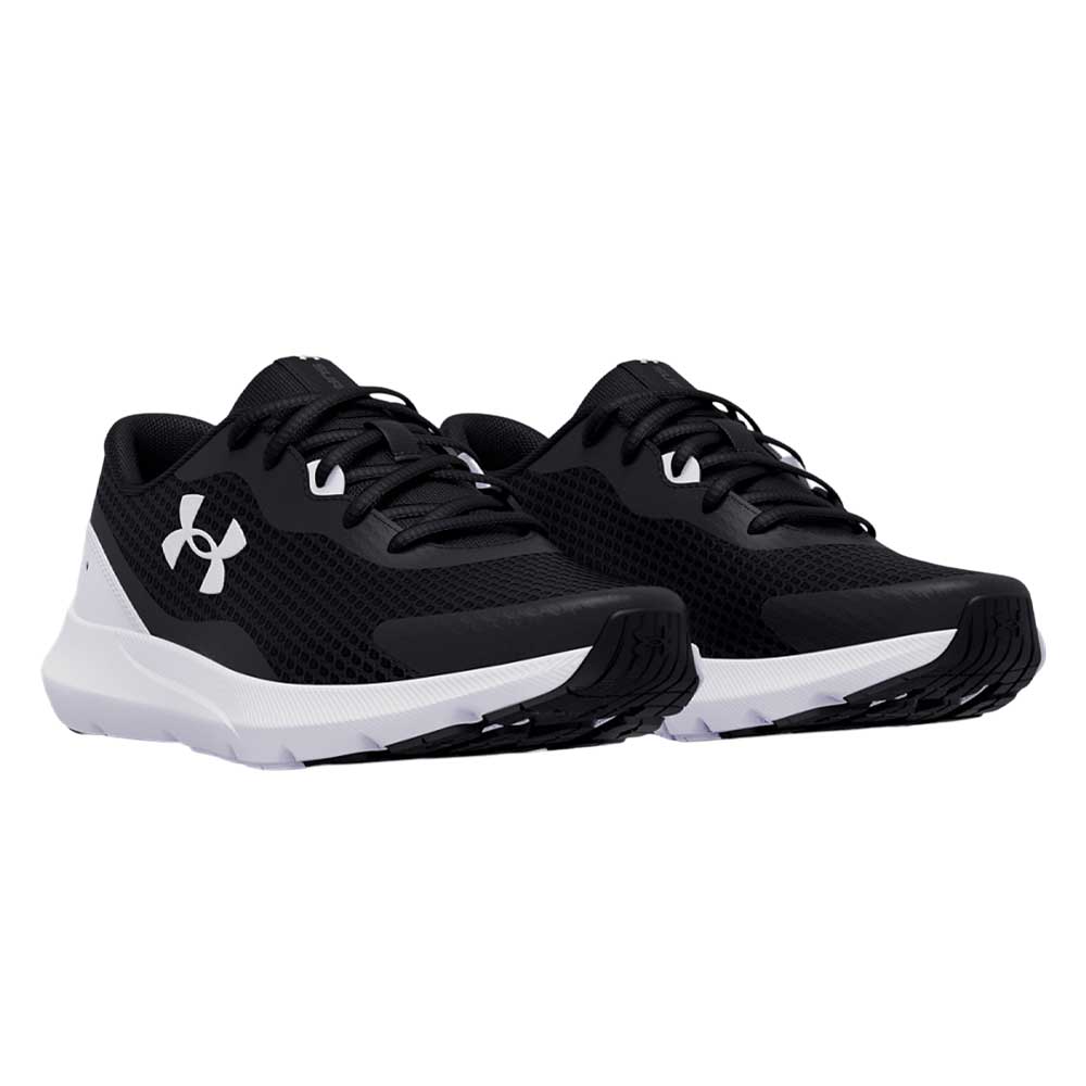Tenis Under Armour para Mujer Surge 3 Negro