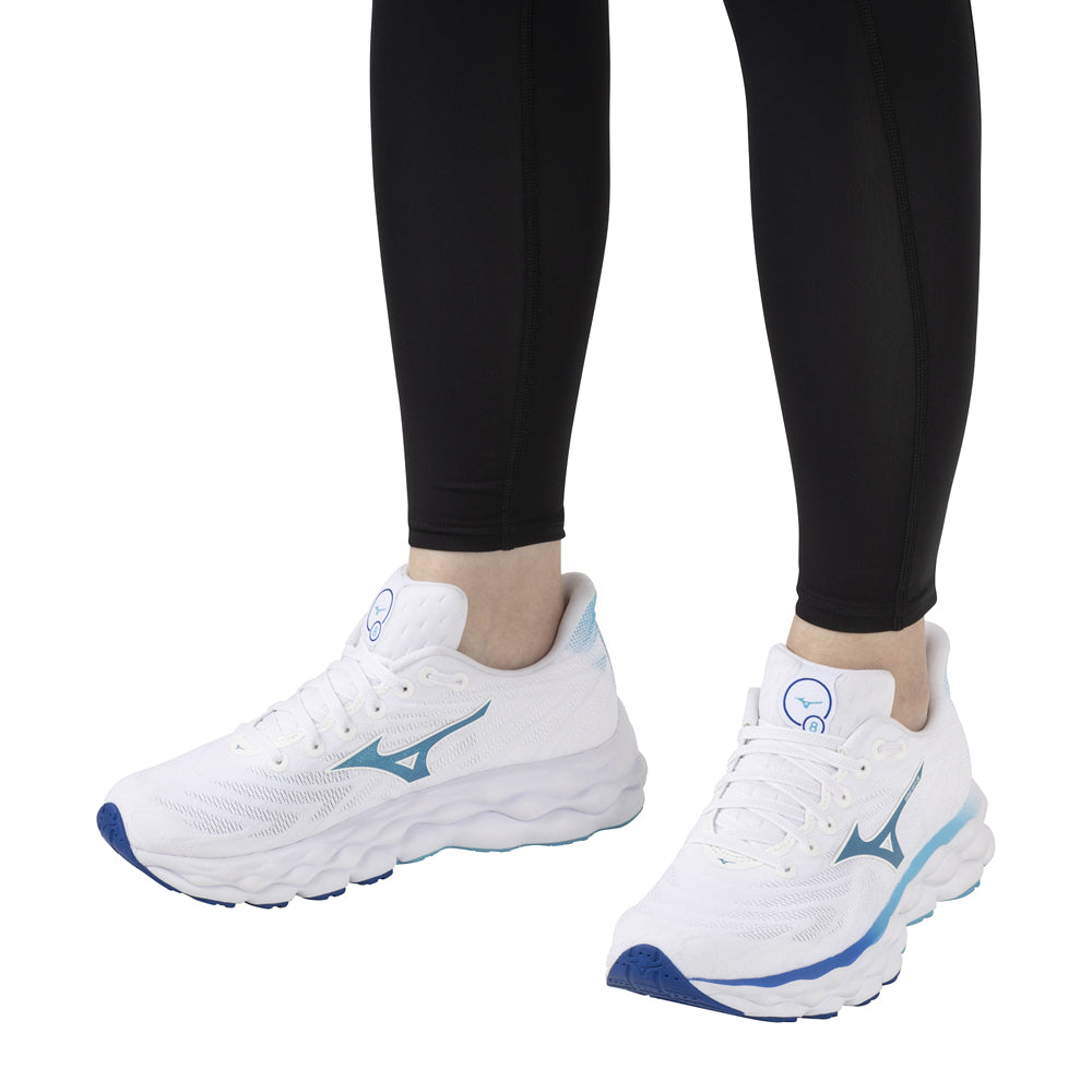 Tenis Mizuno Mujeres Wave Sky 8 White-Mercury Blue