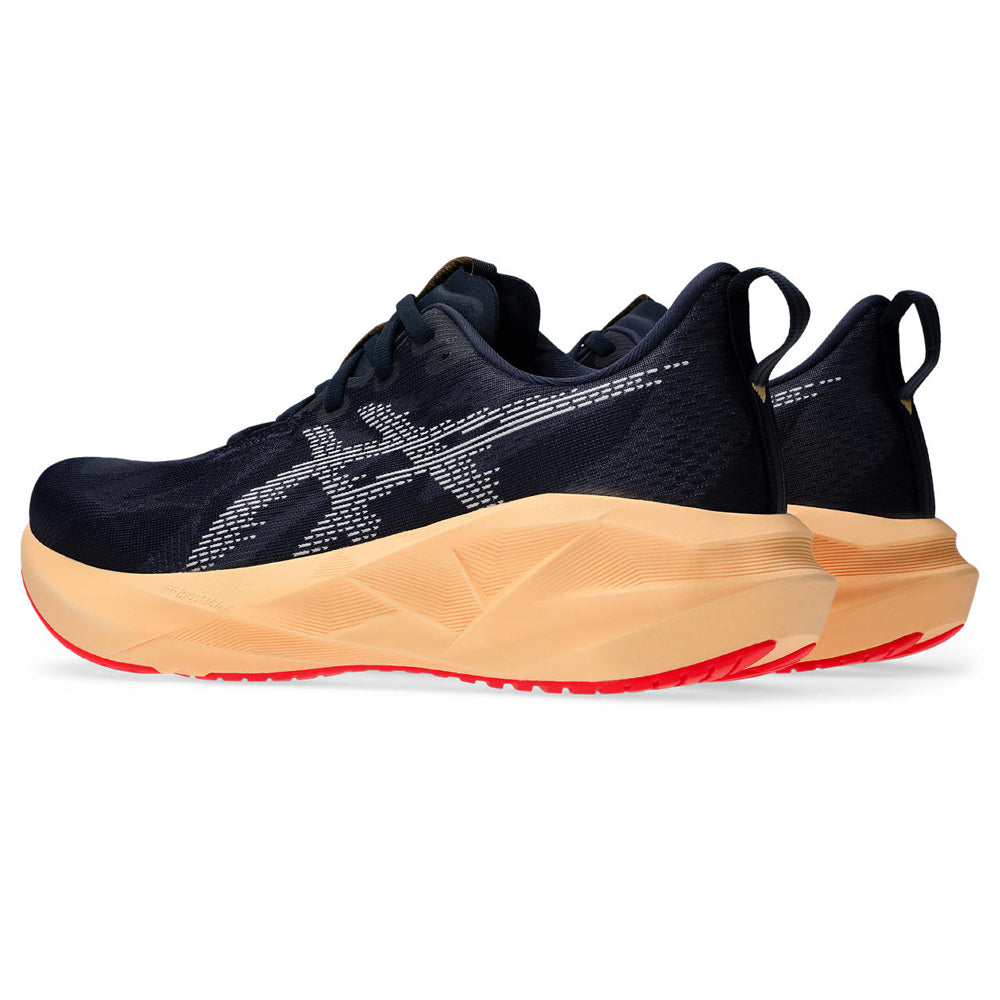 Tenis Asics para Hombre Novablast 5 Negro-Naranja
