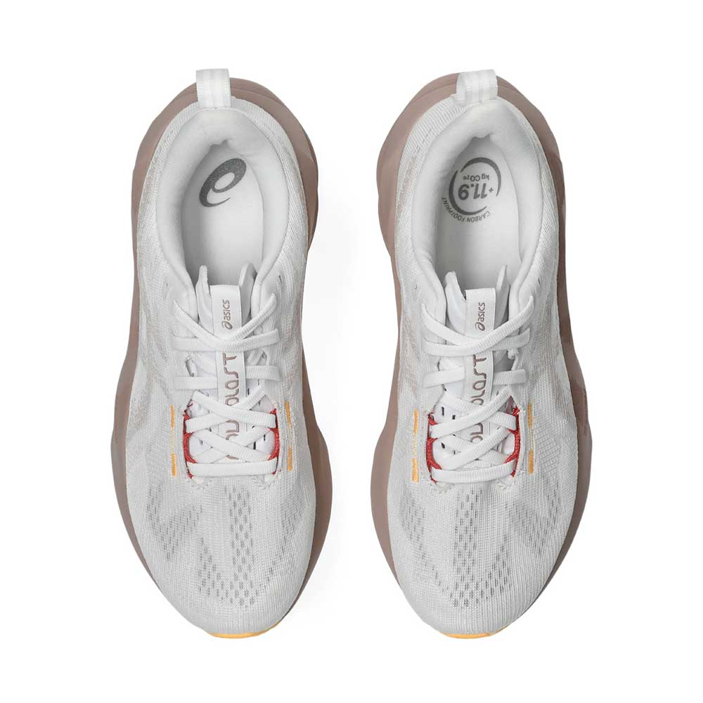 Tenis Asics para Mujer Novablast 5 Blanco