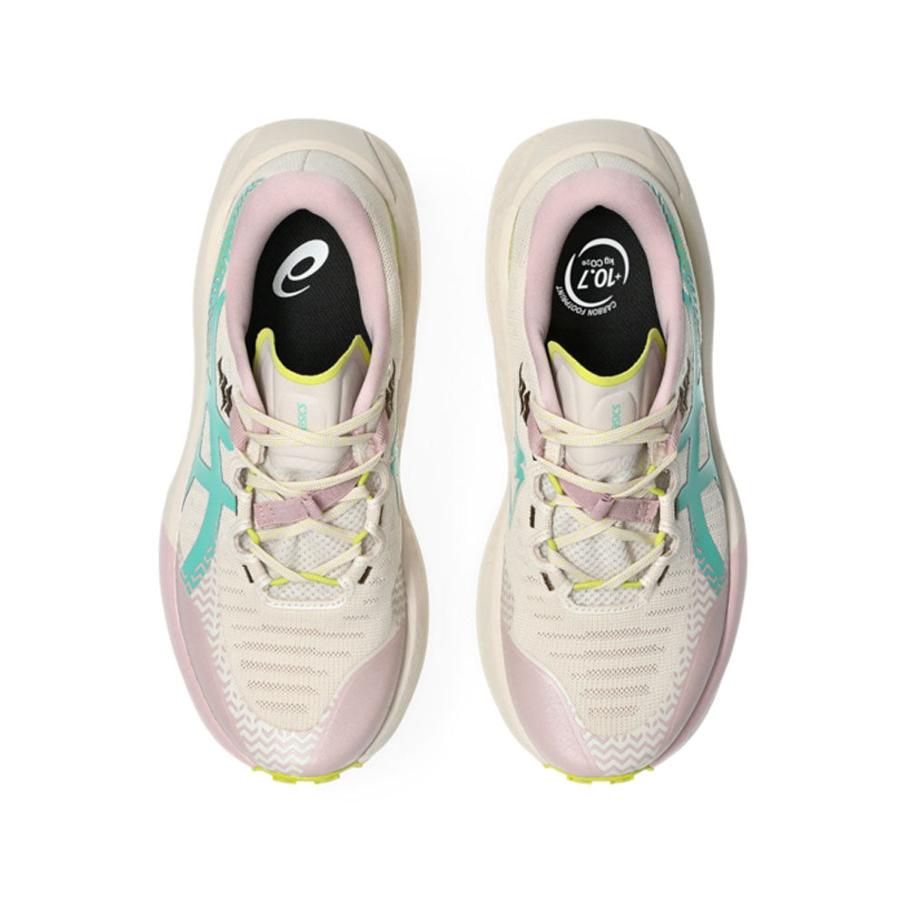 Tenis Asics para Mujer Trabuco Max 5 Beige