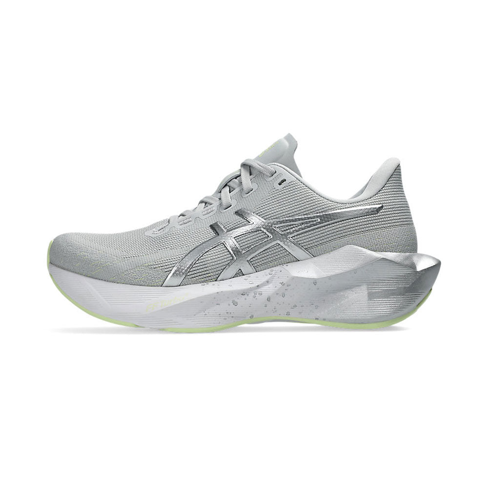 Tenis Asics para Mujer Novablast 6 Plata