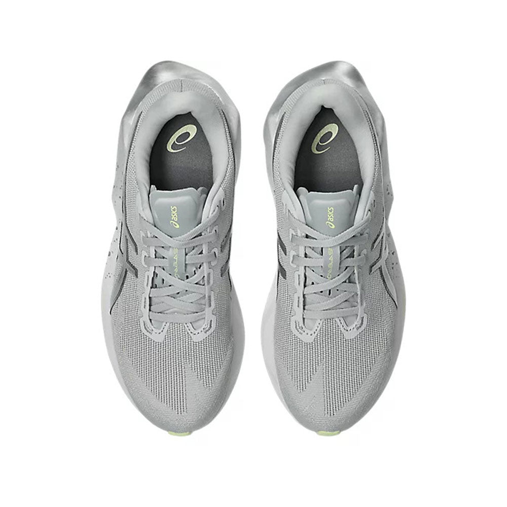 Tenis Asics para Mujer Novablast 6 Plata