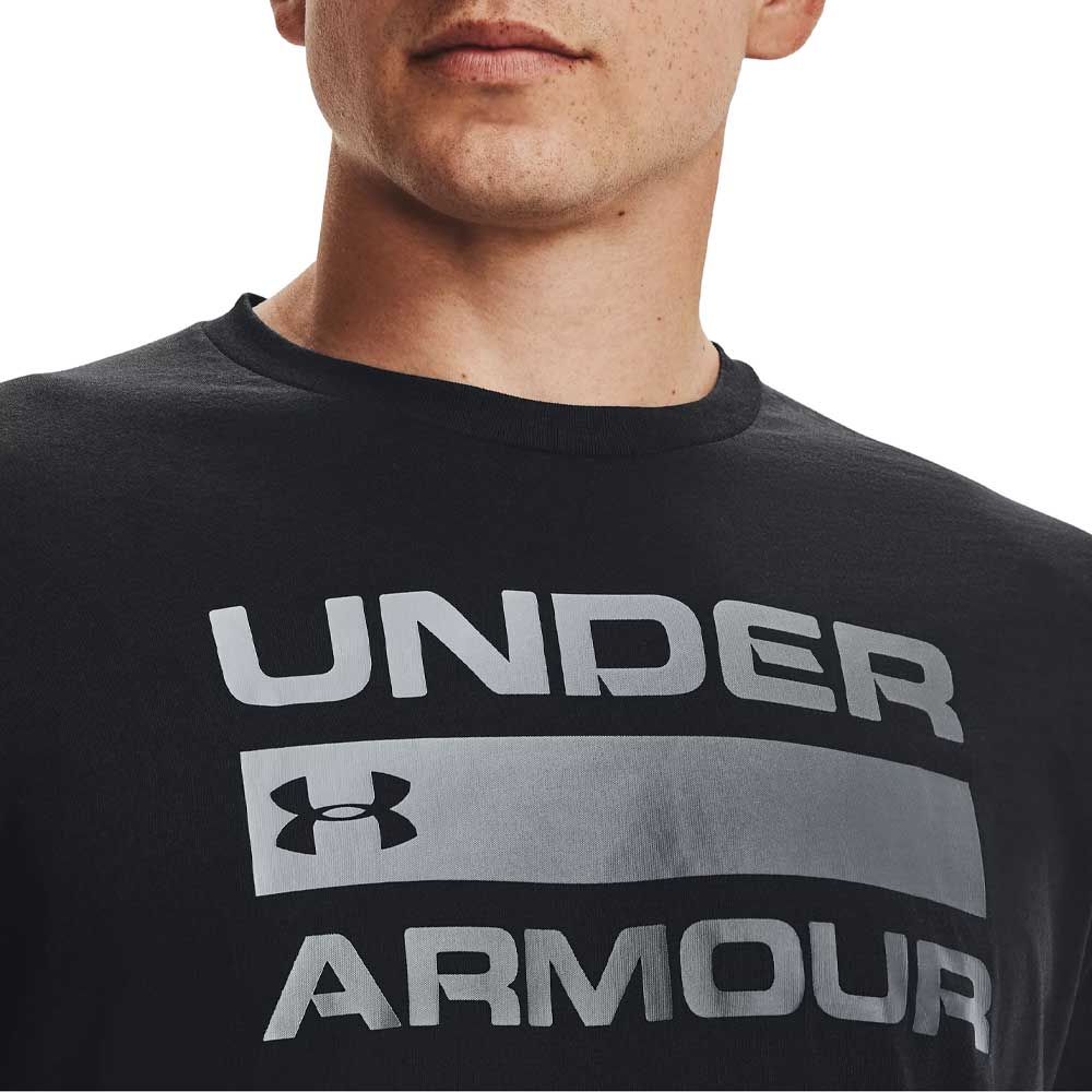 Playera Manga Corta Under Armour para Hombre Team Issue Wordmark SS Negro
