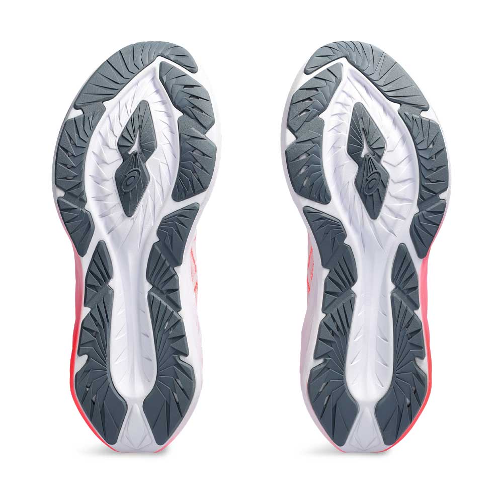 Tenis Asics para Hombre Novablast 4 Centennial of Speed Blanco