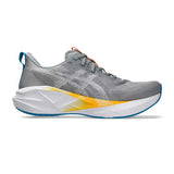 Tenis Asics para Hombre Novablast 5 Gris