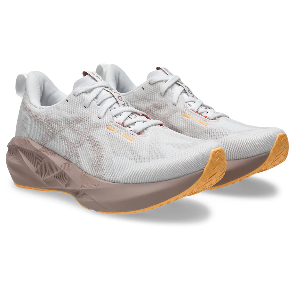 Tenis Asics para Mujer Novablast 5 Blanco