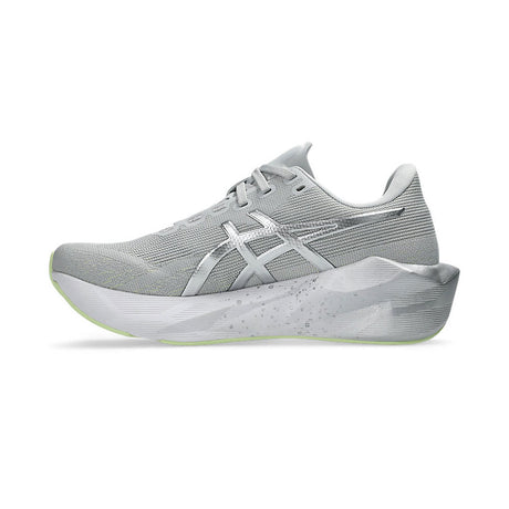 Tenis Asics para Mujer Novablast 6 Plata