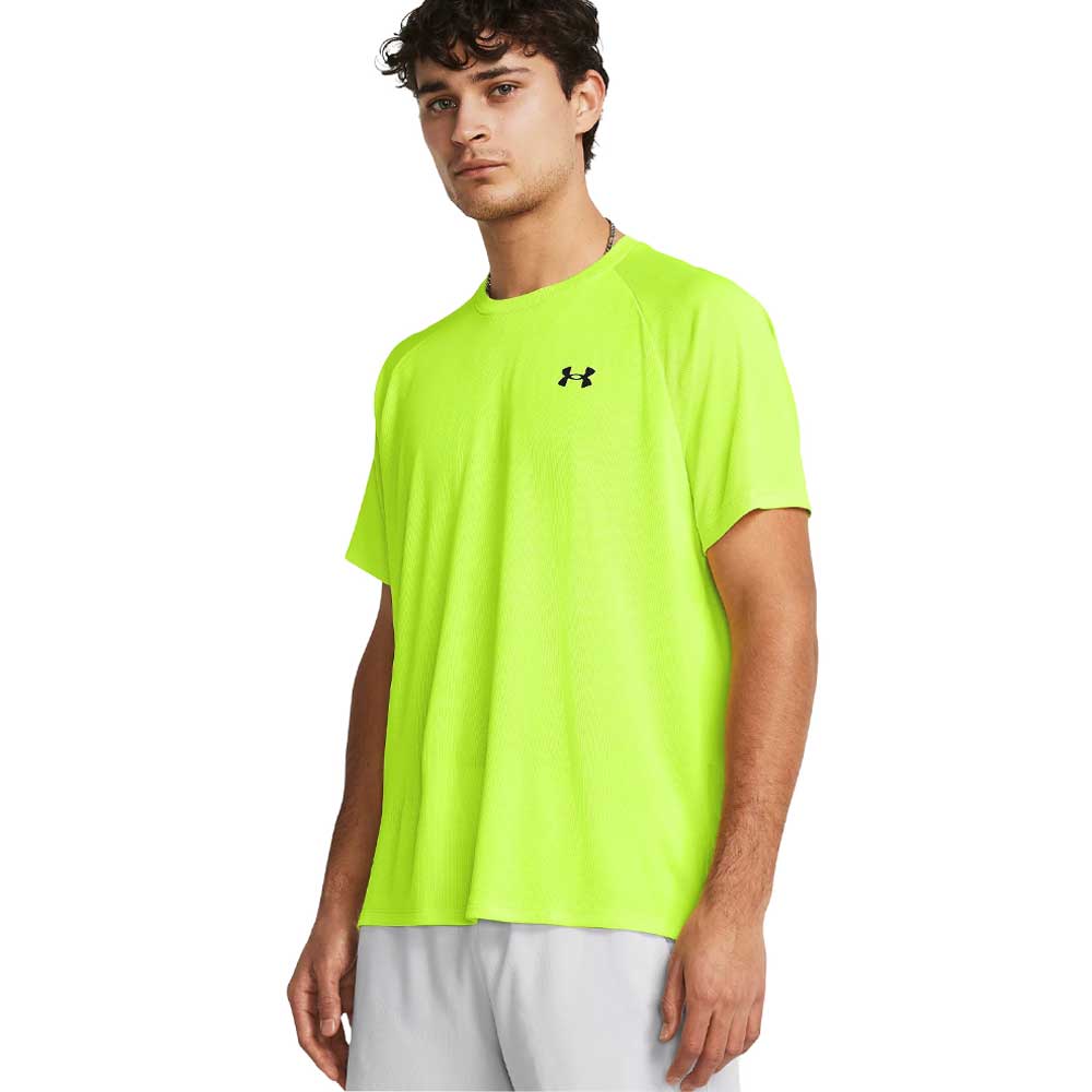 Playera Manga Corta Under Armour para Hombre Tech Textured SS Amarillo