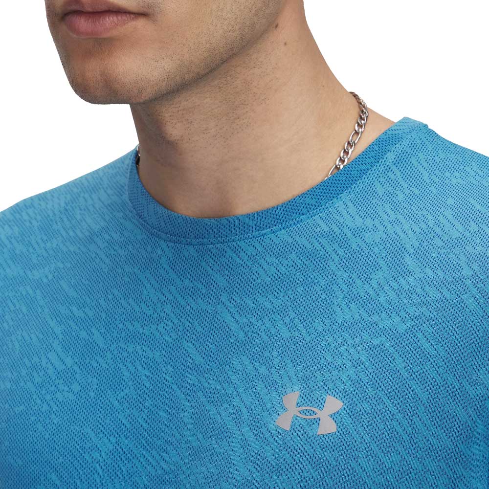 Playera Manga Corta Under Armour para Hombre UA Launch Camo Shortsleeve Azul