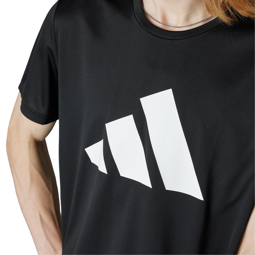 Playera Manga Corta Adias para Hombre Run It Tee Negro
