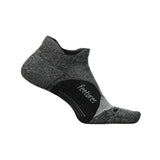 Calcetas Cortas Feetures Unisex Elite Light Cushion No Show Tab Gris