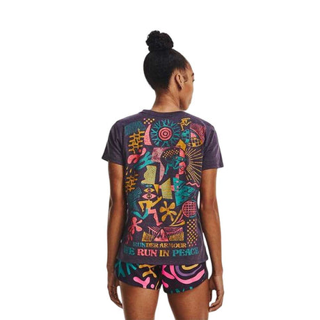 Playera Manga Corta Under Armour para Mujer Run In Peace SS Tee Morado